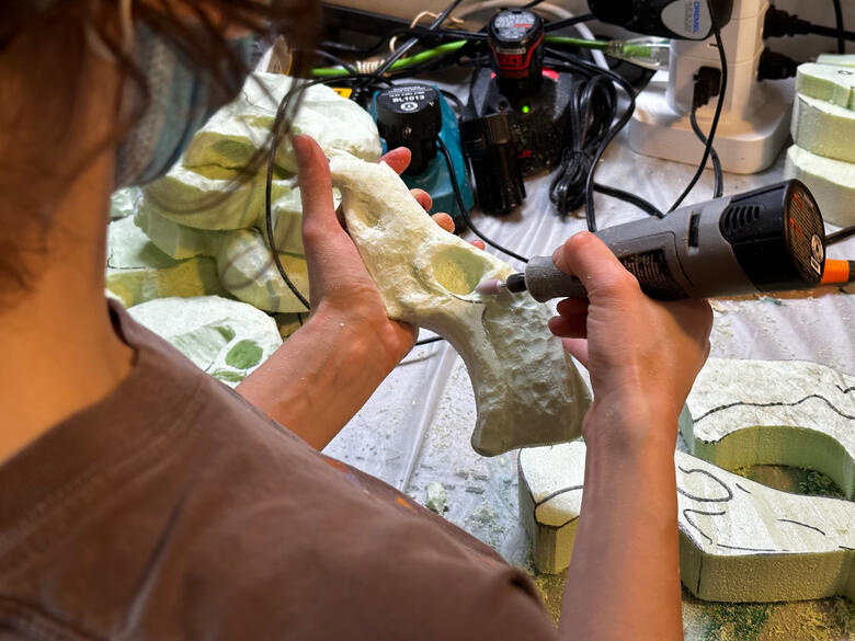 Extinction Thermometer